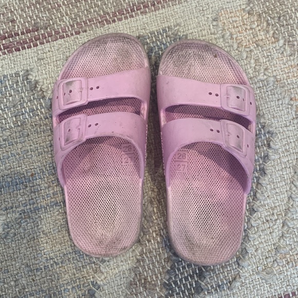 Girls Freedom Moses Slides - Picture 2 of 4